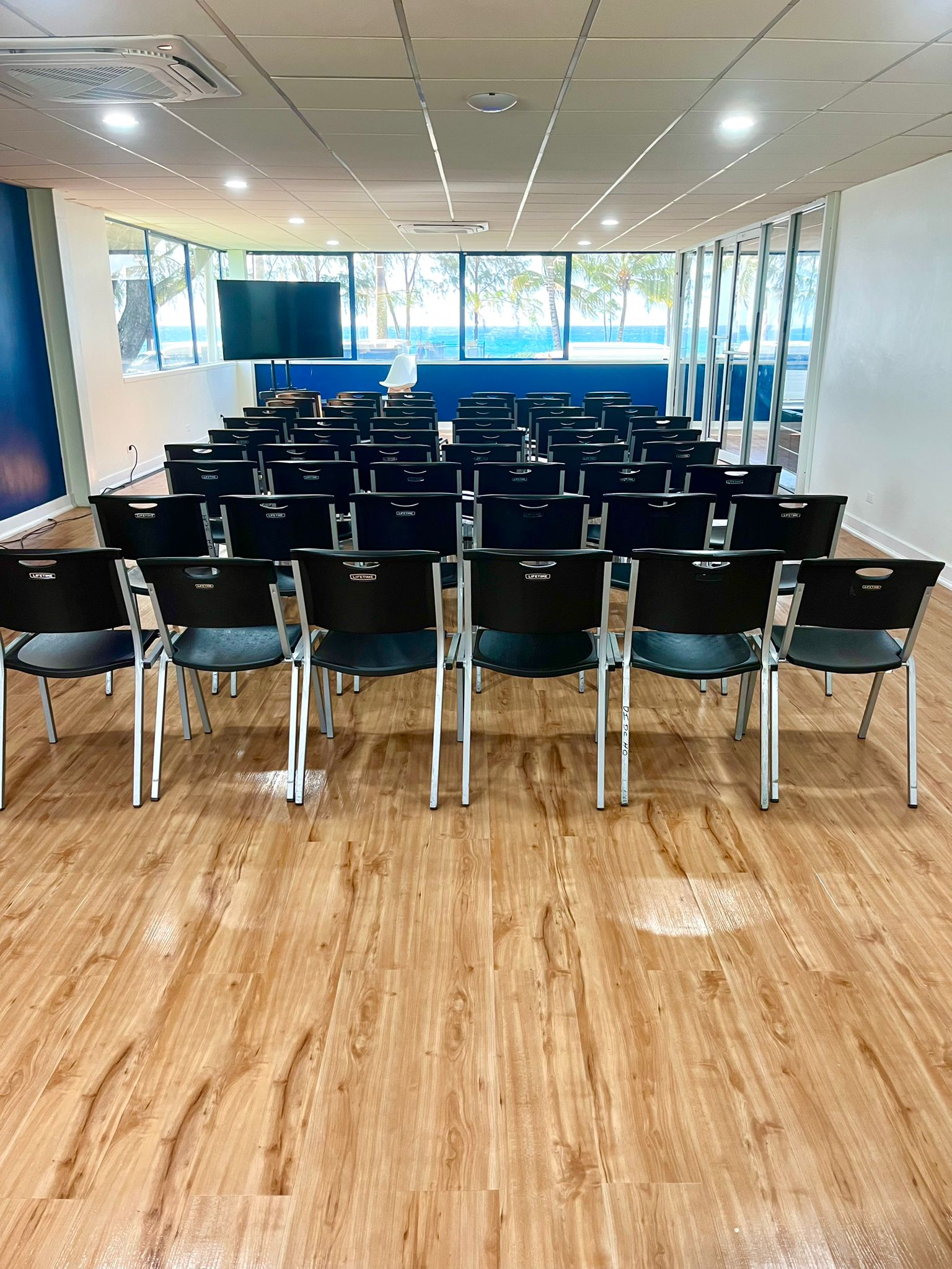 PELICAN HOUSE LEVEL 1